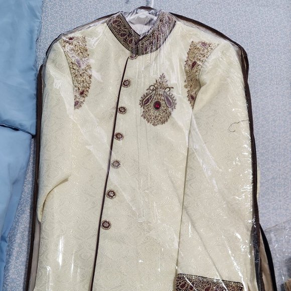 NEW Wedding Sherwani with Turban and Shoes - Picture 2 of 7